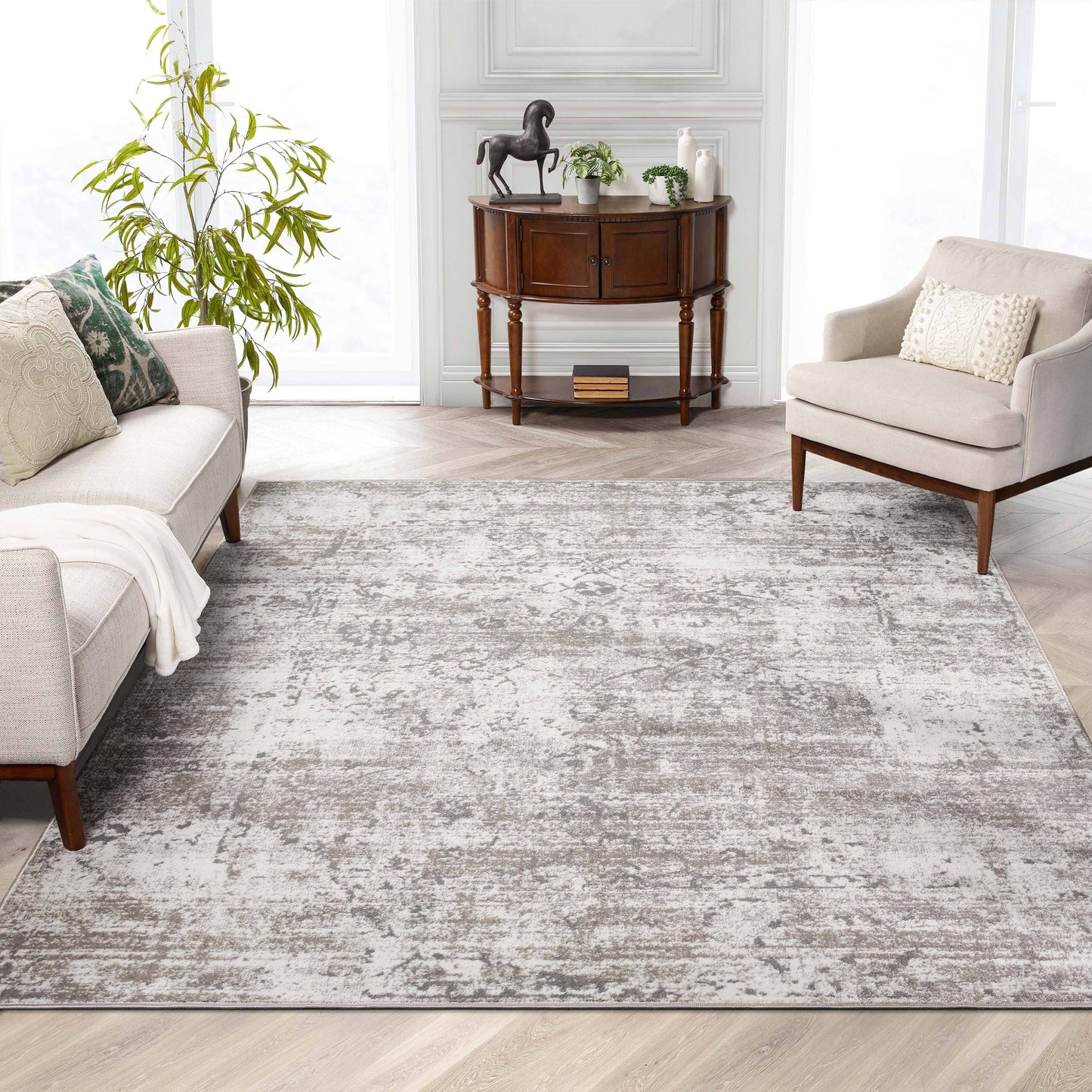 Thiva Vintage Oriental Floral Pattern Ivory Rug: 5'3" x 7'3"