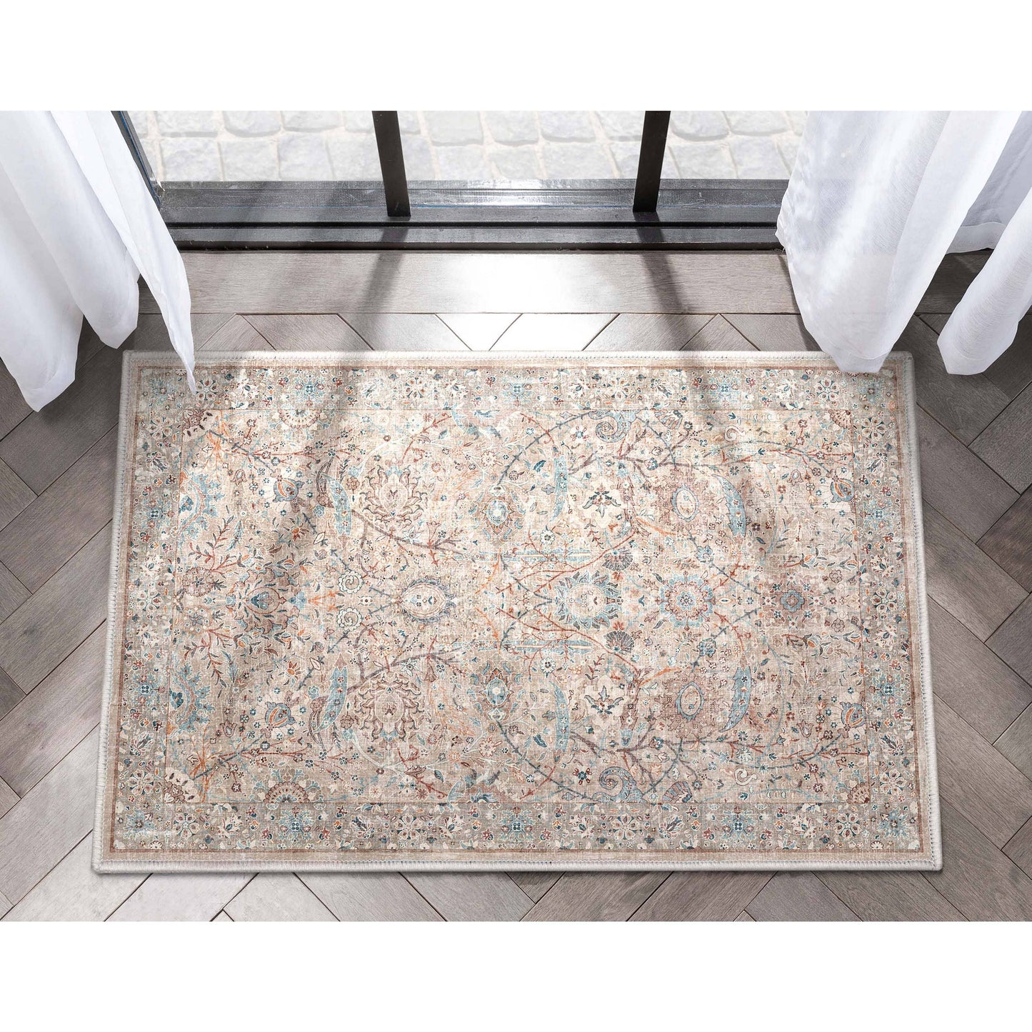 Emilia Vintage Persian Floral Ivory Flat-Weave Rug: 6' x 9'