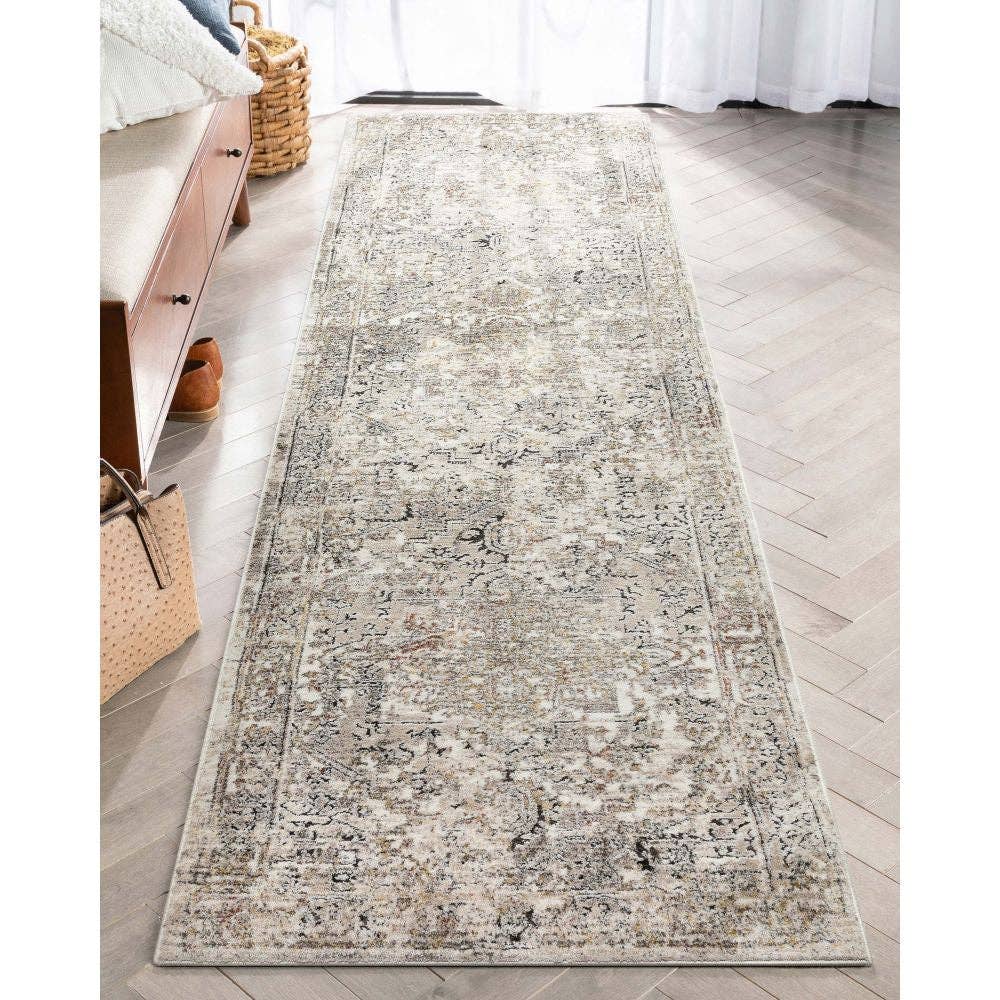 Heriz Medallion Modern Vintage Grey Ivory High-Low Rug: 5'2" x 7'