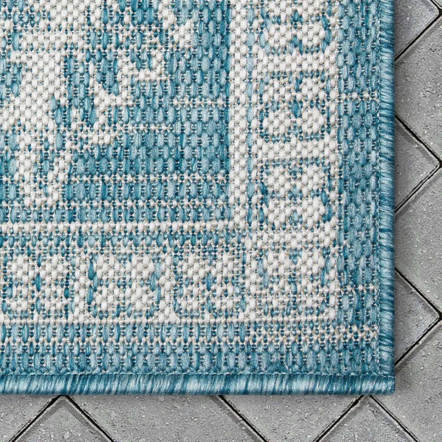 Delphi Oriental Persian Indoor/Outdoor Blue Flat-Weave Rug: 5'3" x 7'3"