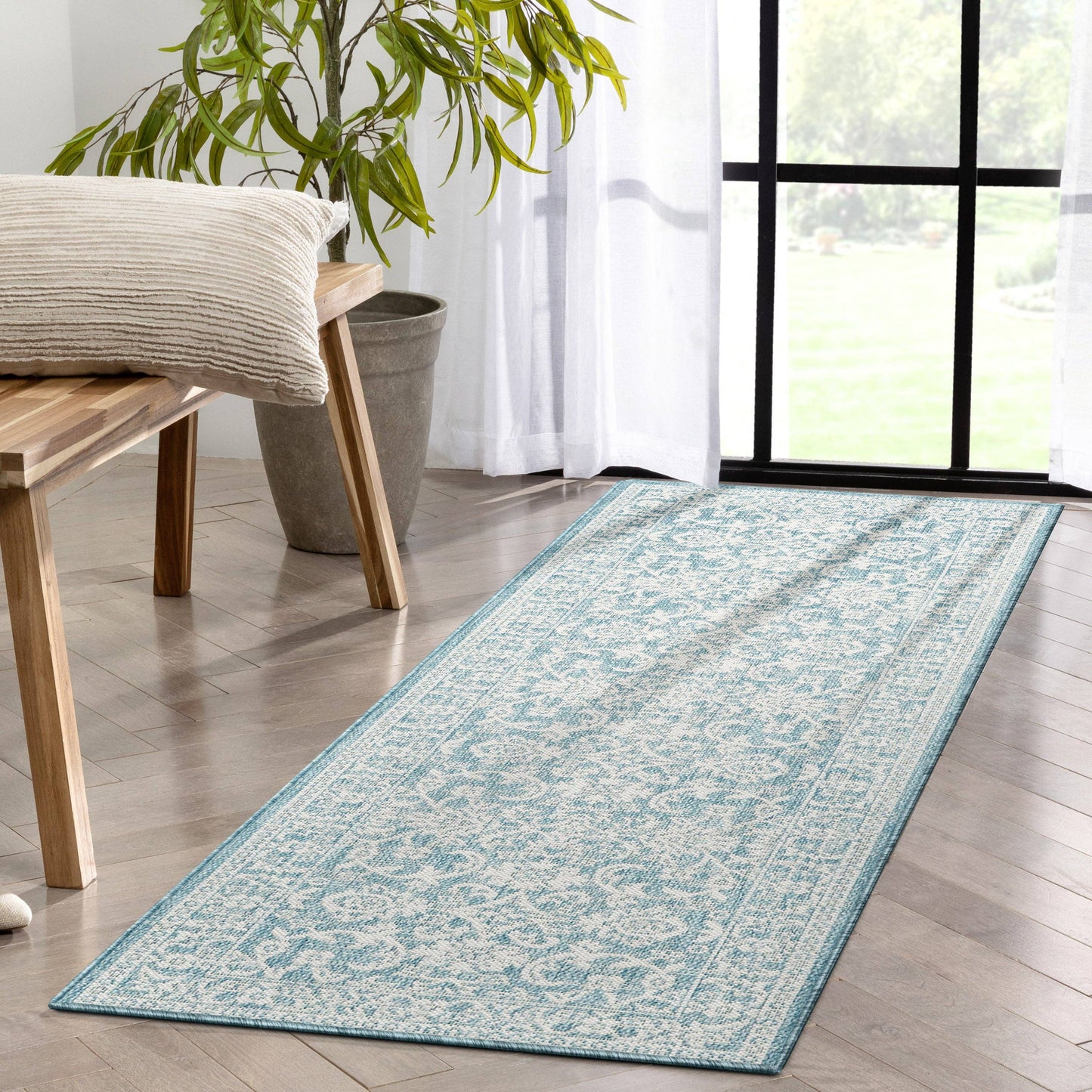 Delphi Oriental Persian Indoor/Outdoor Blue Flat-Weave Rug: 5'3" x 7'3"