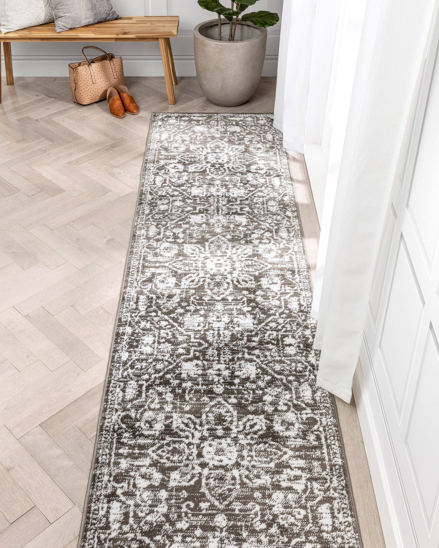 Disa Vintage Medallion Grey Soft Rug By Chill Rugs: 5'3" x 7'3"