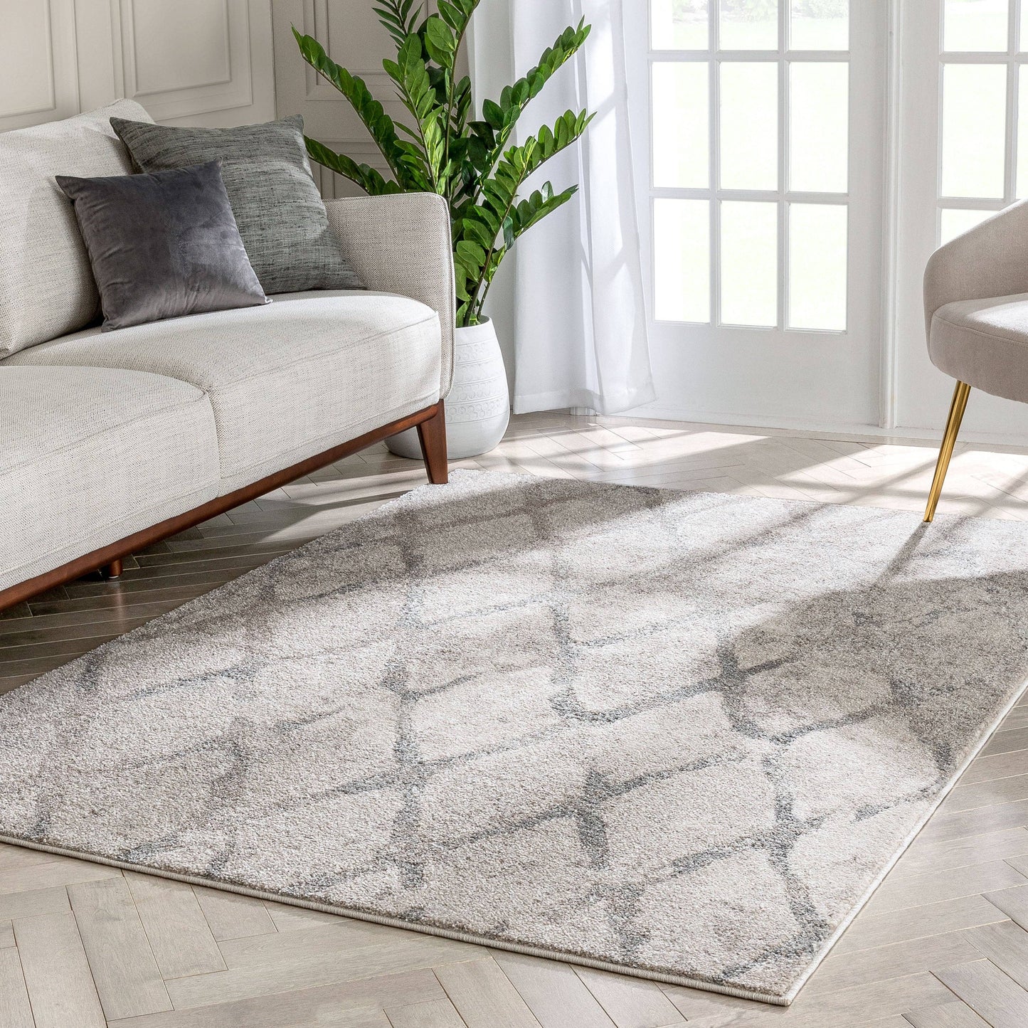 Cecil Moroccan Lattice Trellis Ivory Vintage Rug: 5'3" x 7'3"
