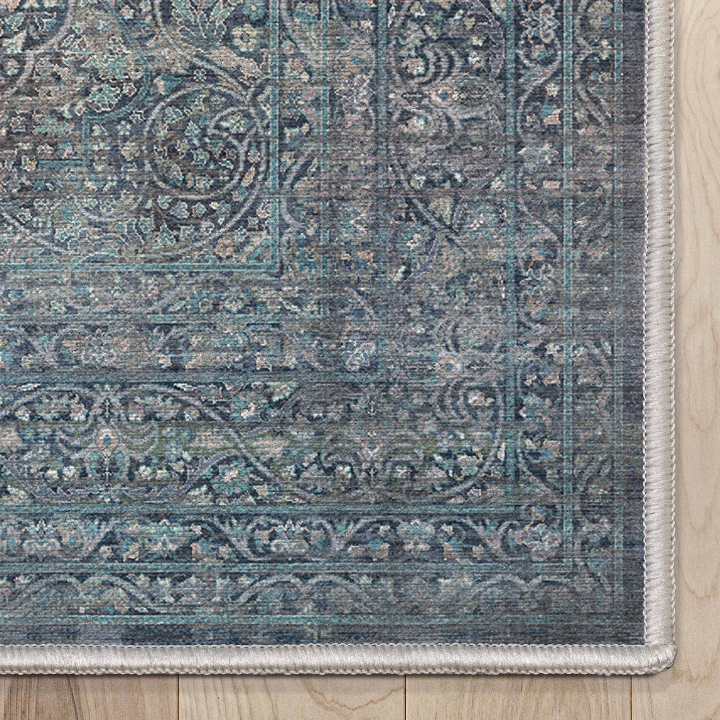 Juliette Vintage Persian Oriental Blue Flat-Weave Rug: 6' x 9'