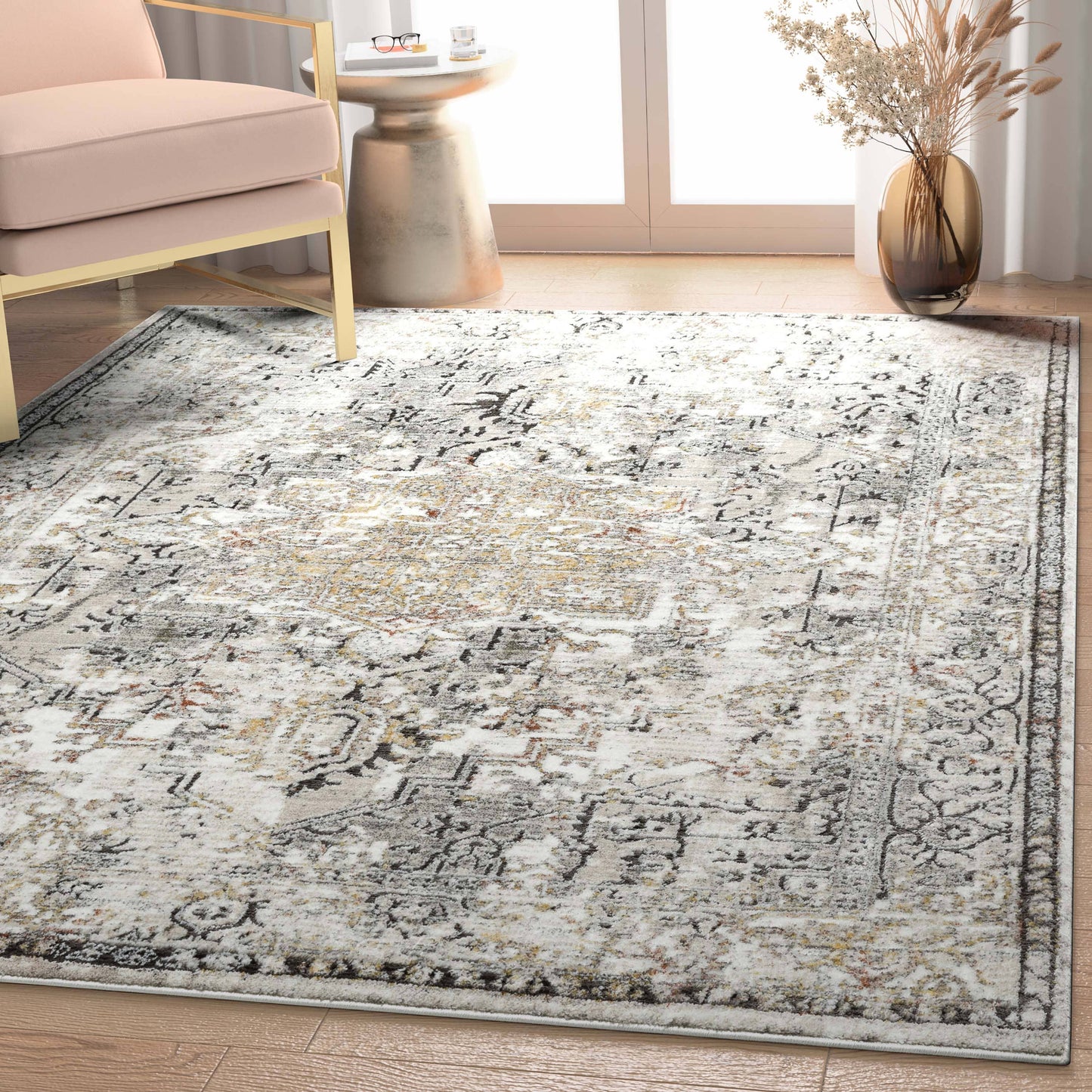 Heriz Medallion Modern Vintage Grey Ivory High-Low Rug: 5'2" x 7'