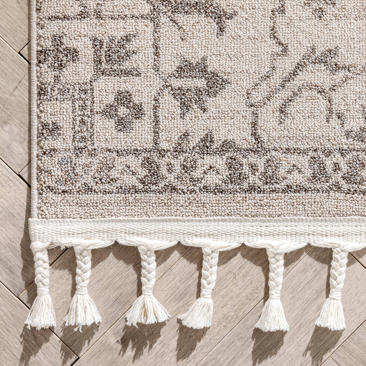 Valentina Oriental Medallion Pattern Brown Beige Kilim-Style: 5'3" x 7'3"