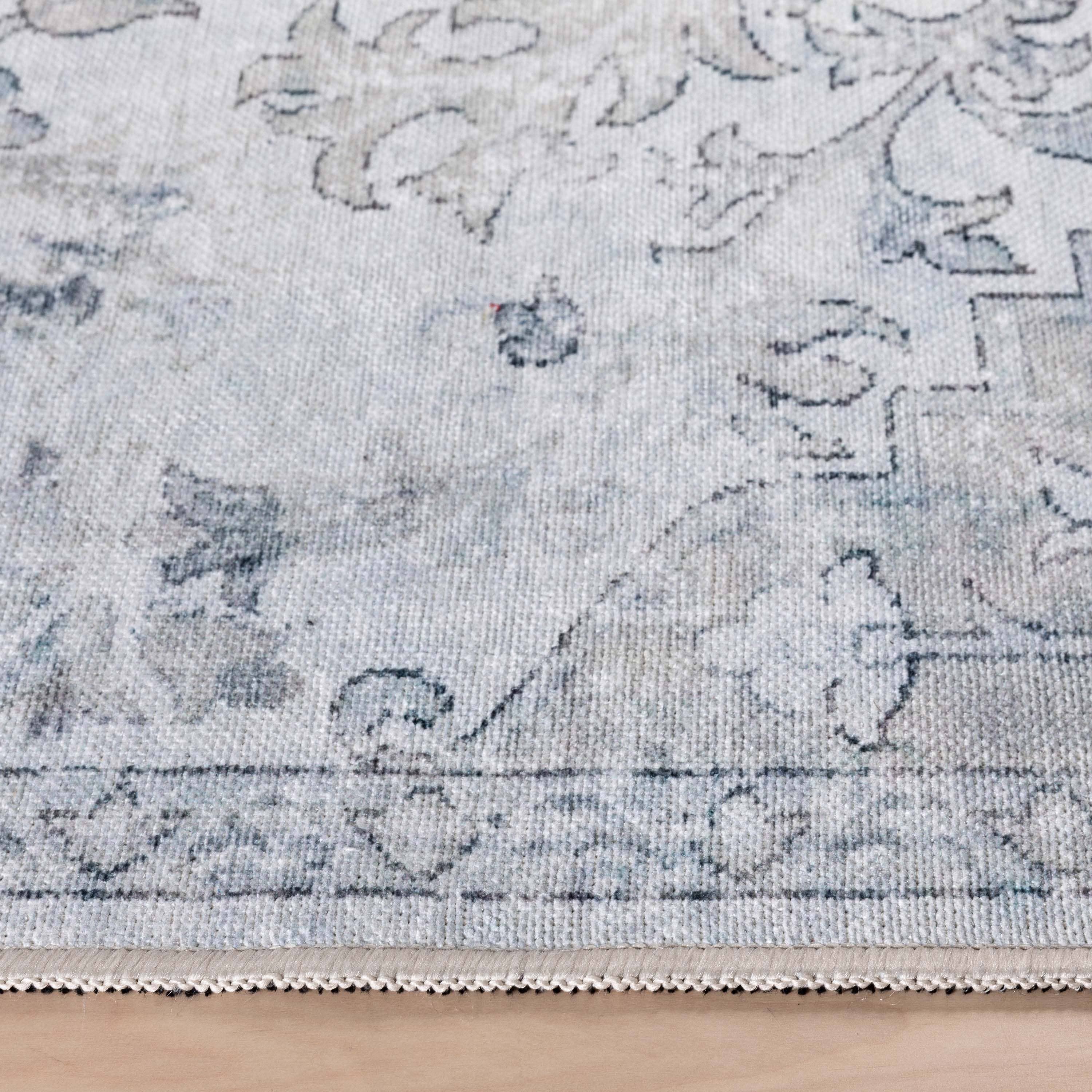 Blythe Vintage Bohemian Medallion Beige Flat-Weave Rug: 7'7" x 9'10"