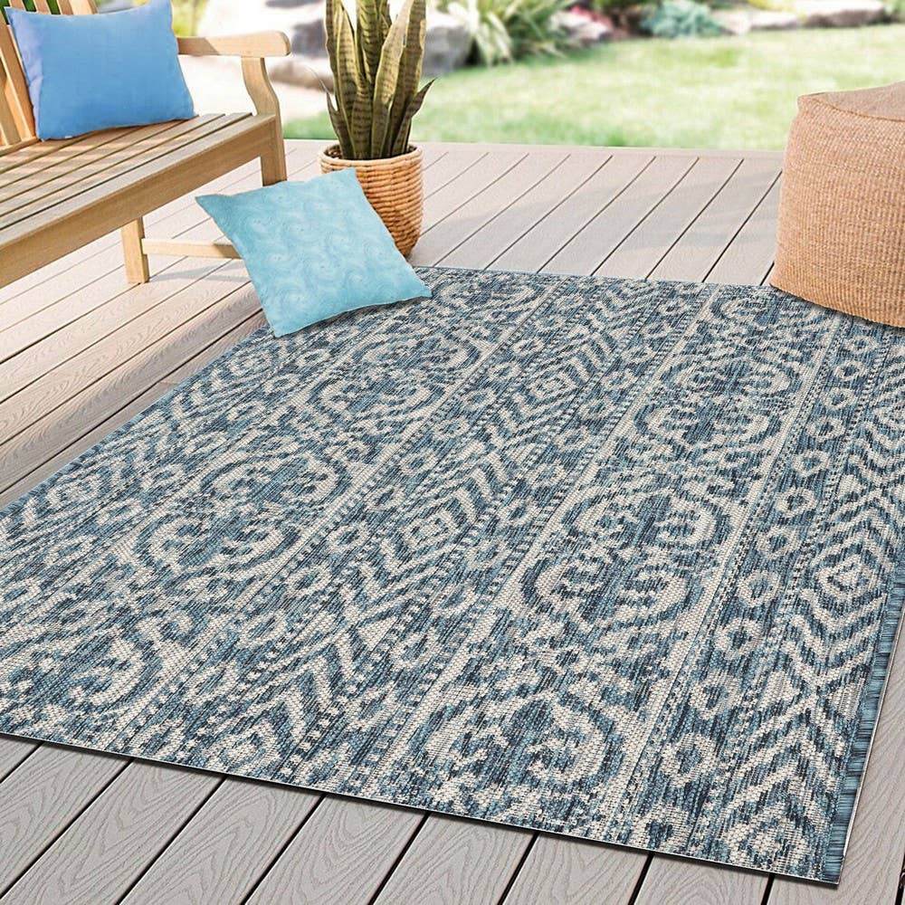 Sylvestra Geometric Blue/Green Indoor/Outdoor Area Rug: Ivory/Teal / 5' x 8'