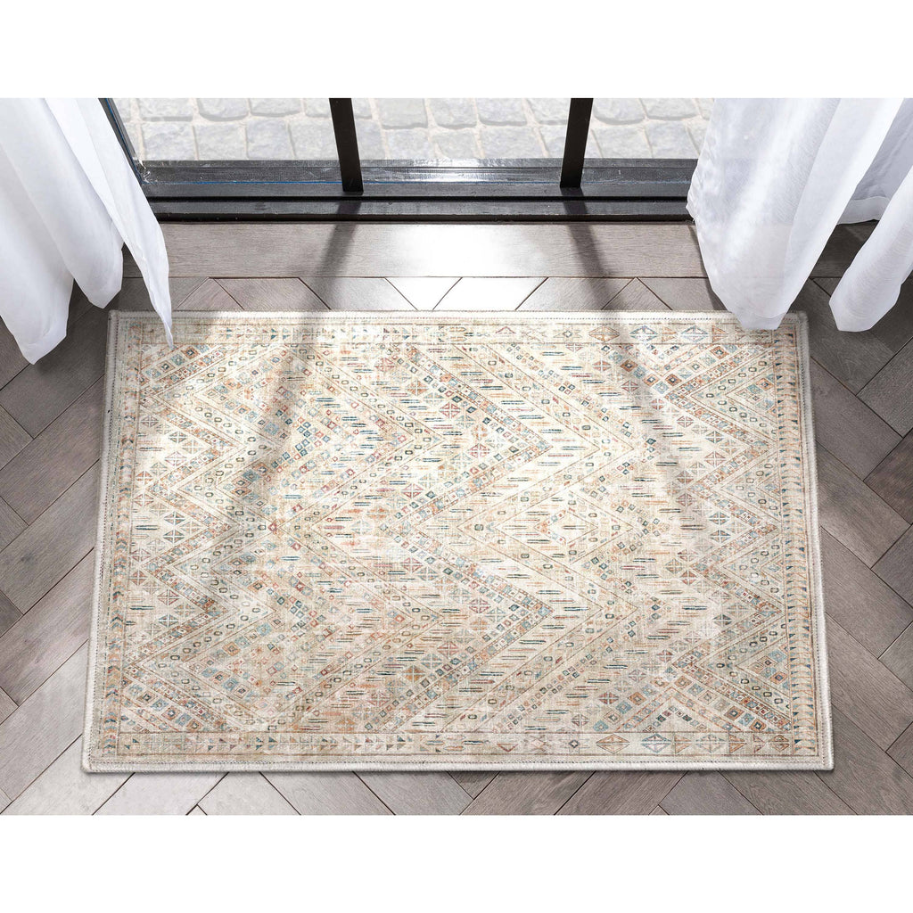 Anya Vintage Tribal Chevron Ivory Flat-Weave Rug: 5'3" x 7'3"