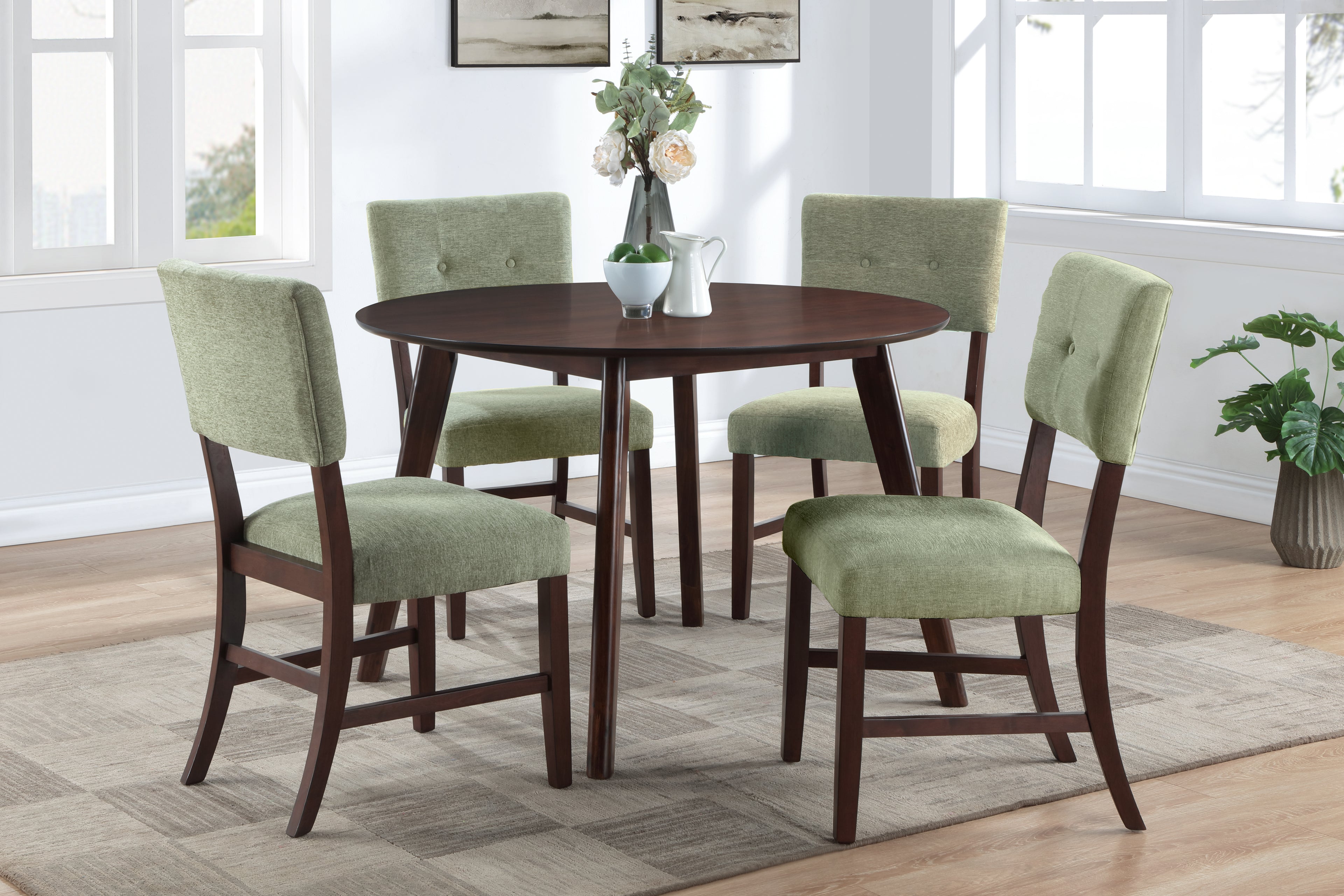 Tioga 47" Round Dining Table and 4 Green Chairs
