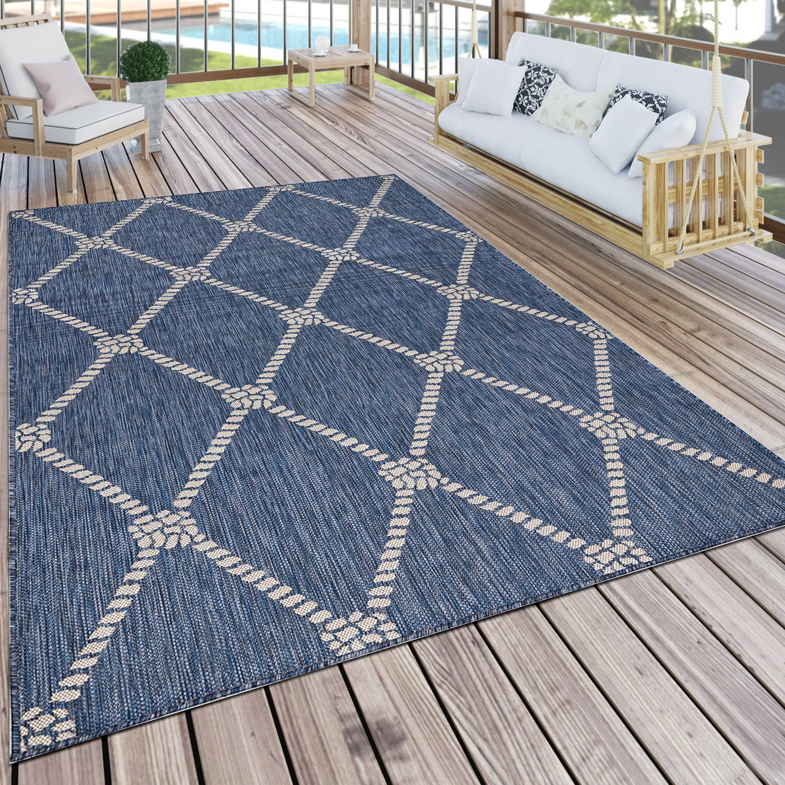 Samantha Nautical Knot Navy/White Indoor/Outdoor Area Rug: 5'3" x 7'