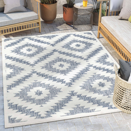 Keiko Tribal Moroccan Indoor/Outdoor Blue High-Low Rug: 5'3" x 7'3"