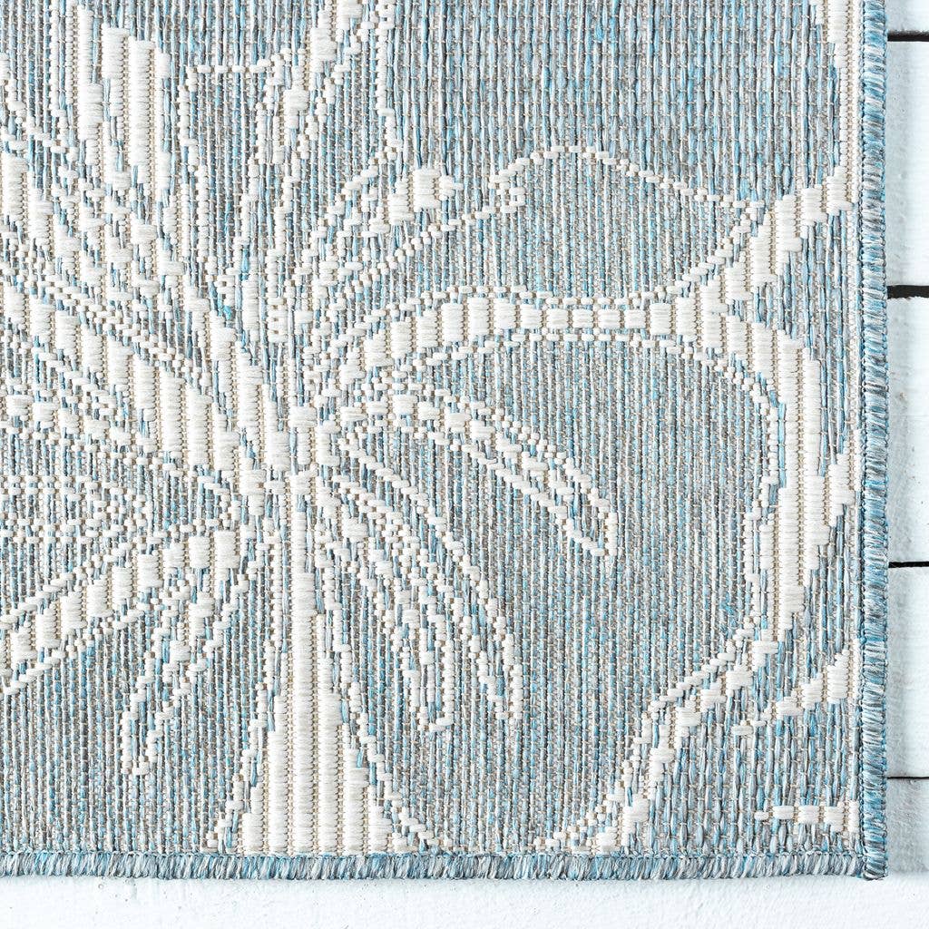 Ocean Blue Tropical Flower Indoor/Outdoor Area Rug: 5'3" x 7'6"