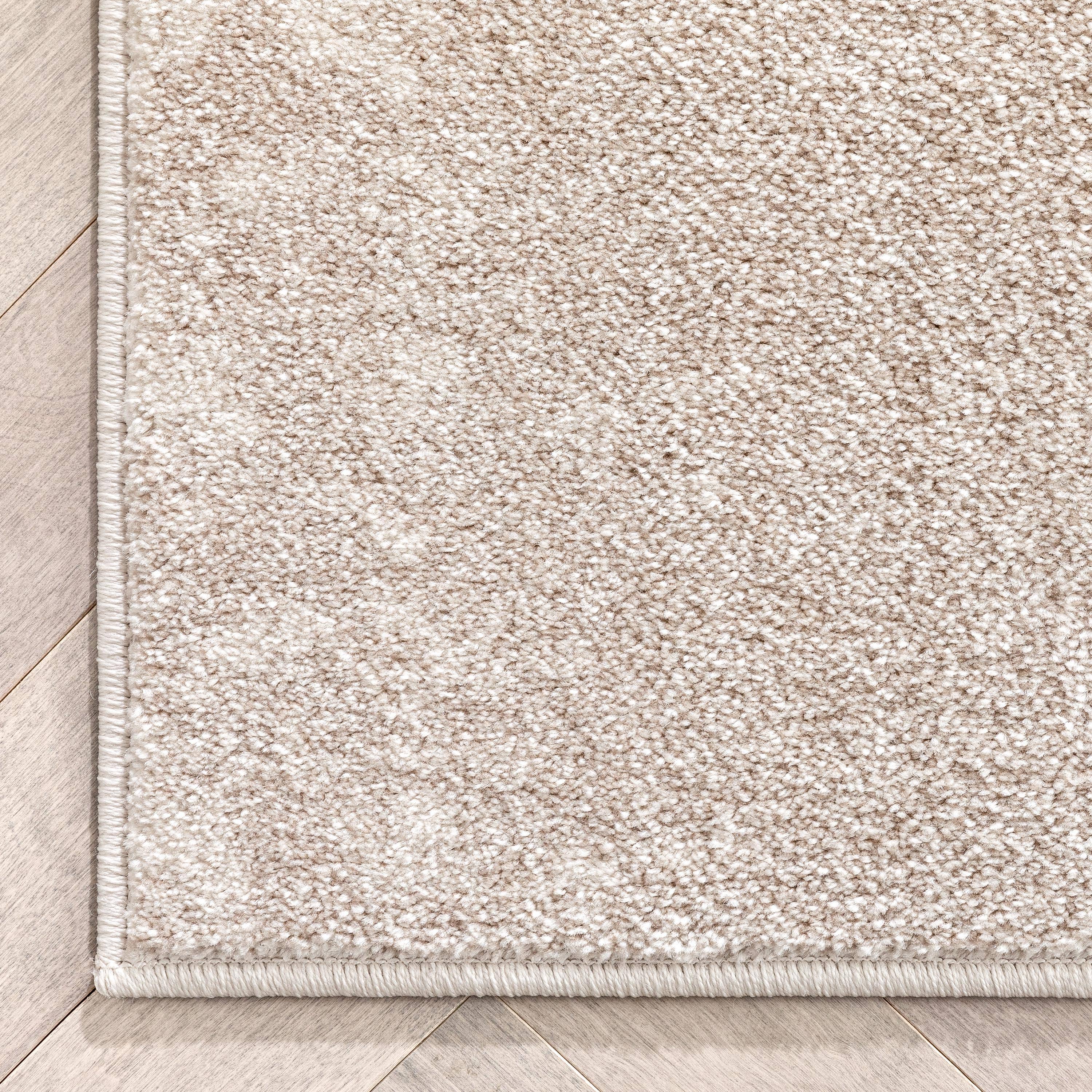 Myra Abstract Leaf Pattern Ivory Vintage Rug: 5'3" x 7'3"