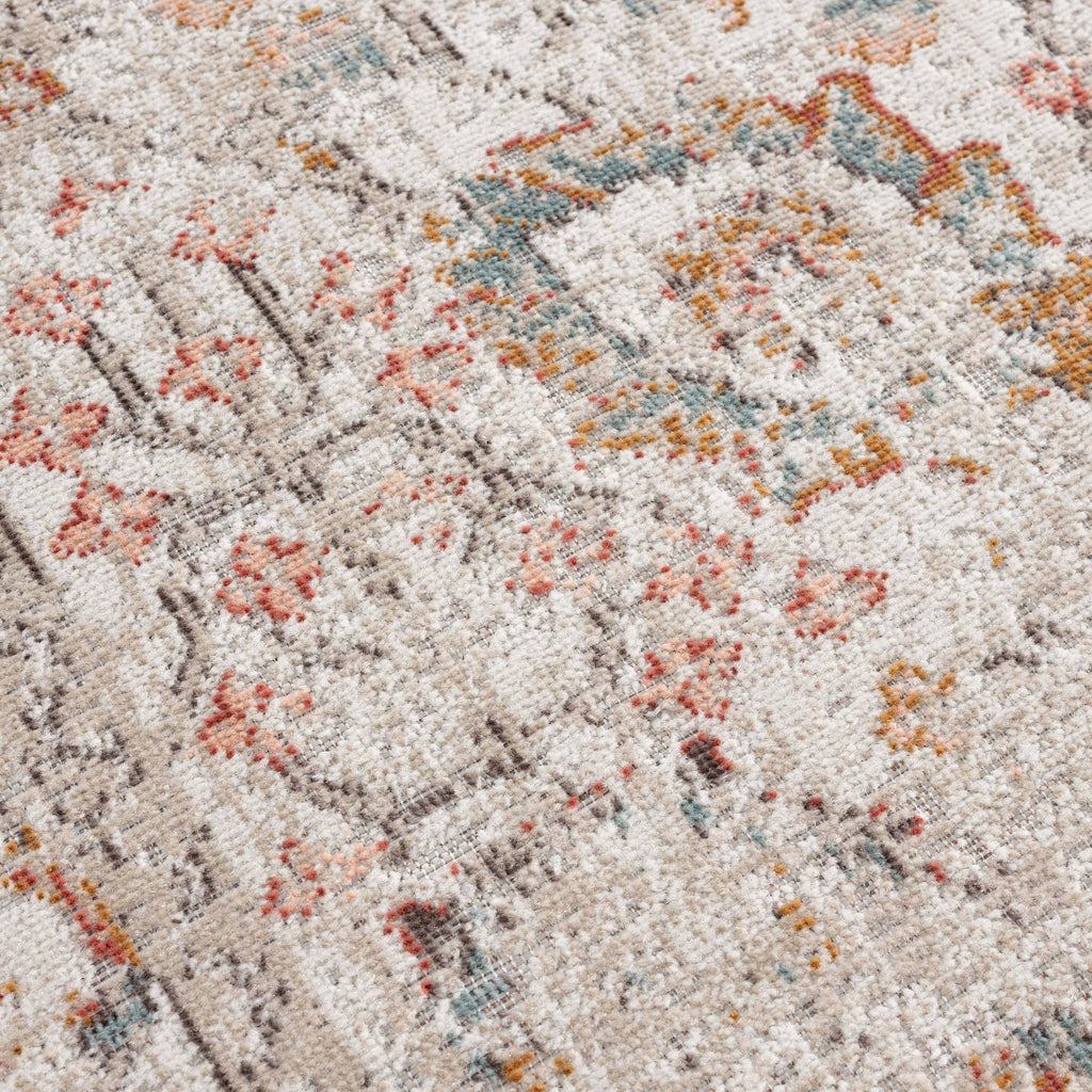 Anica Beige Traditional Floral Indoor/ Outdoor Area Rug: 5'3" X 7'10"