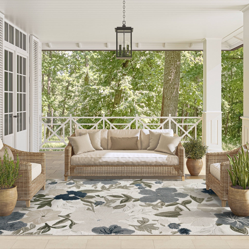 Abani SAK110A Sakura Blue Ivory Floral Indoor/Outdoor Rug: 5'3" x 7'7"