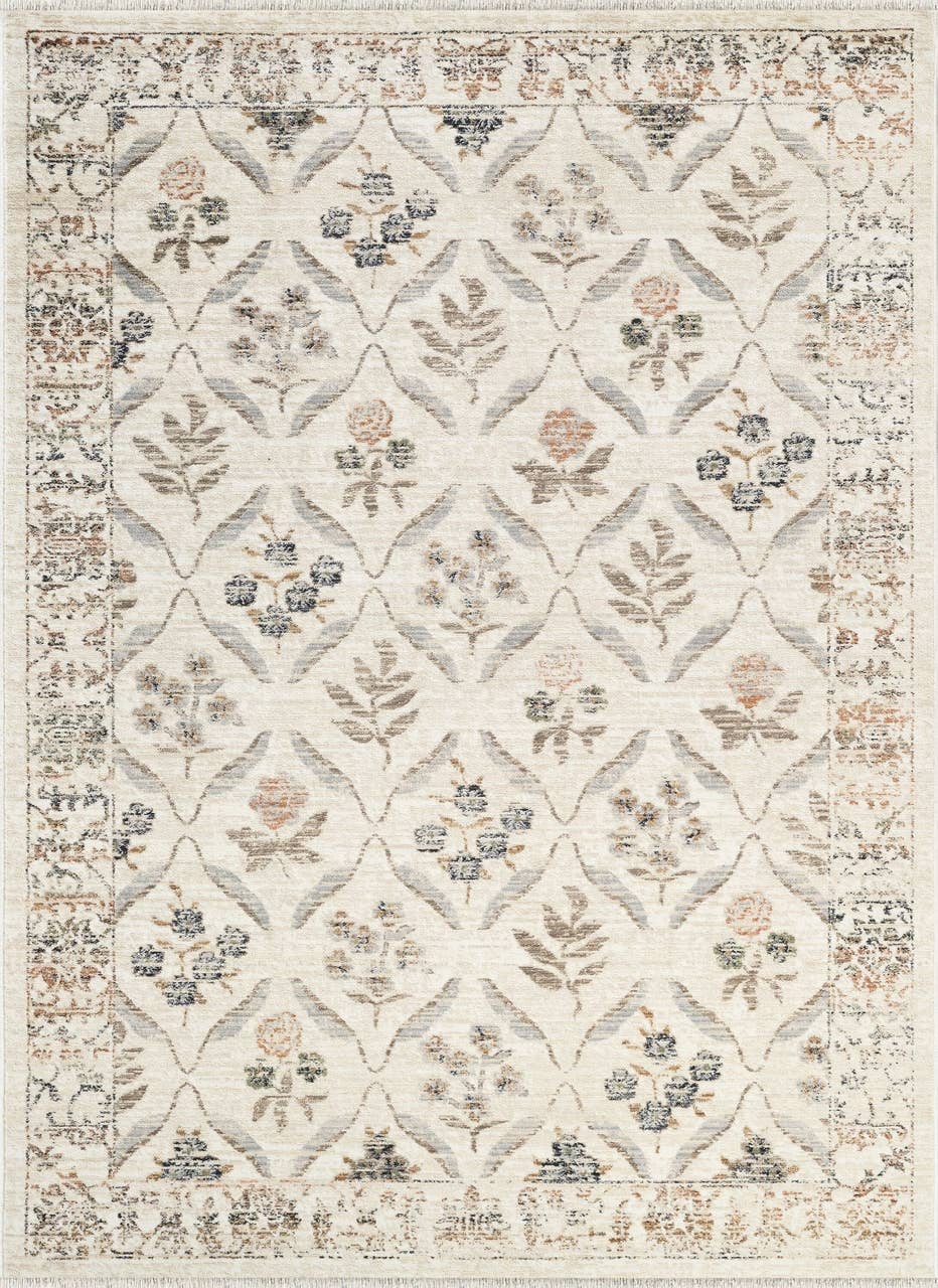 Alara Traditional Cream Vintage Floral Area Rug: 5'3" x 7'10"