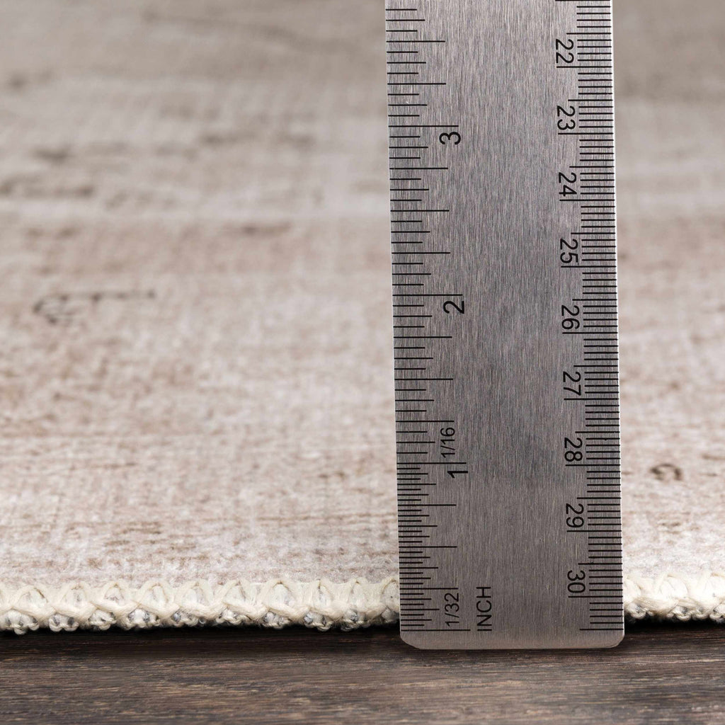 Bethany Washable Area Rug: 5'3" x 7'3" Rectangle