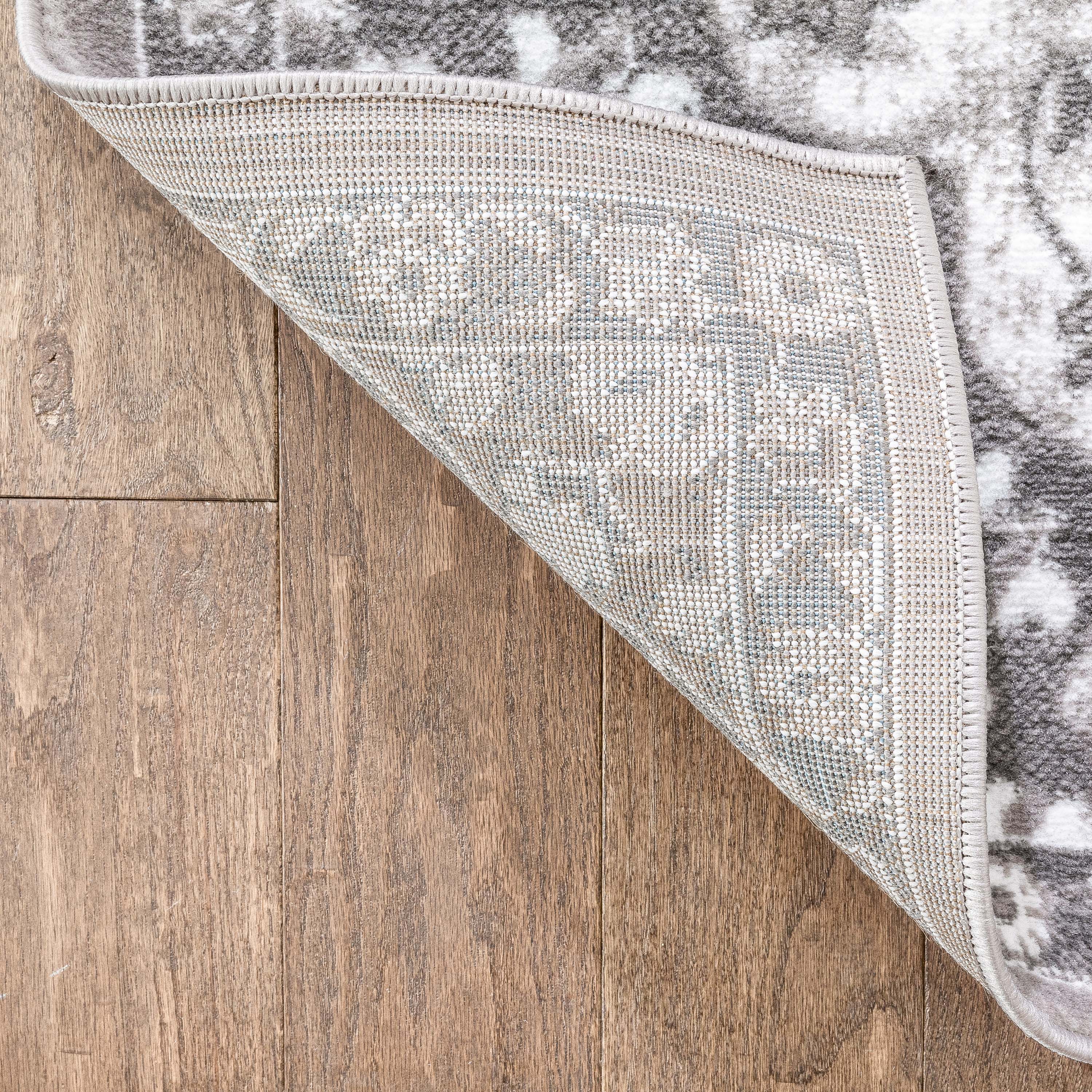 Granada Transitional Oriental Medallion Pattern Grey Rug: 5'3" x 7'3"