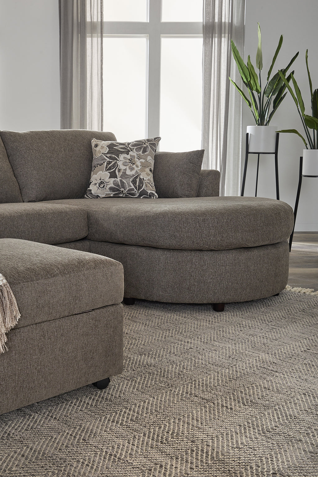 Dexter Fern Green Round Front Sectional