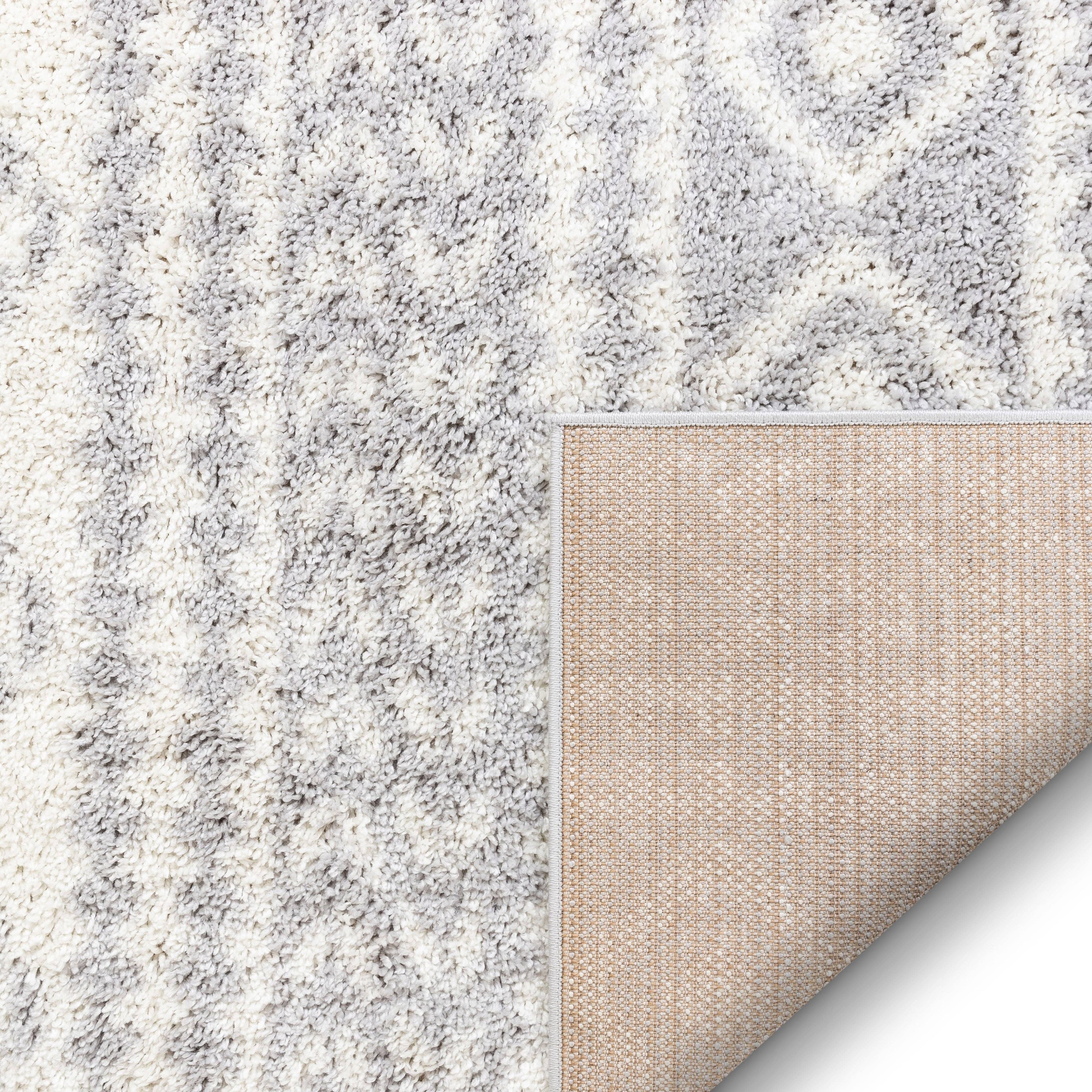 Cossima Tribal Moroccan Grey Shag Rug: 5'3" x 7'3"