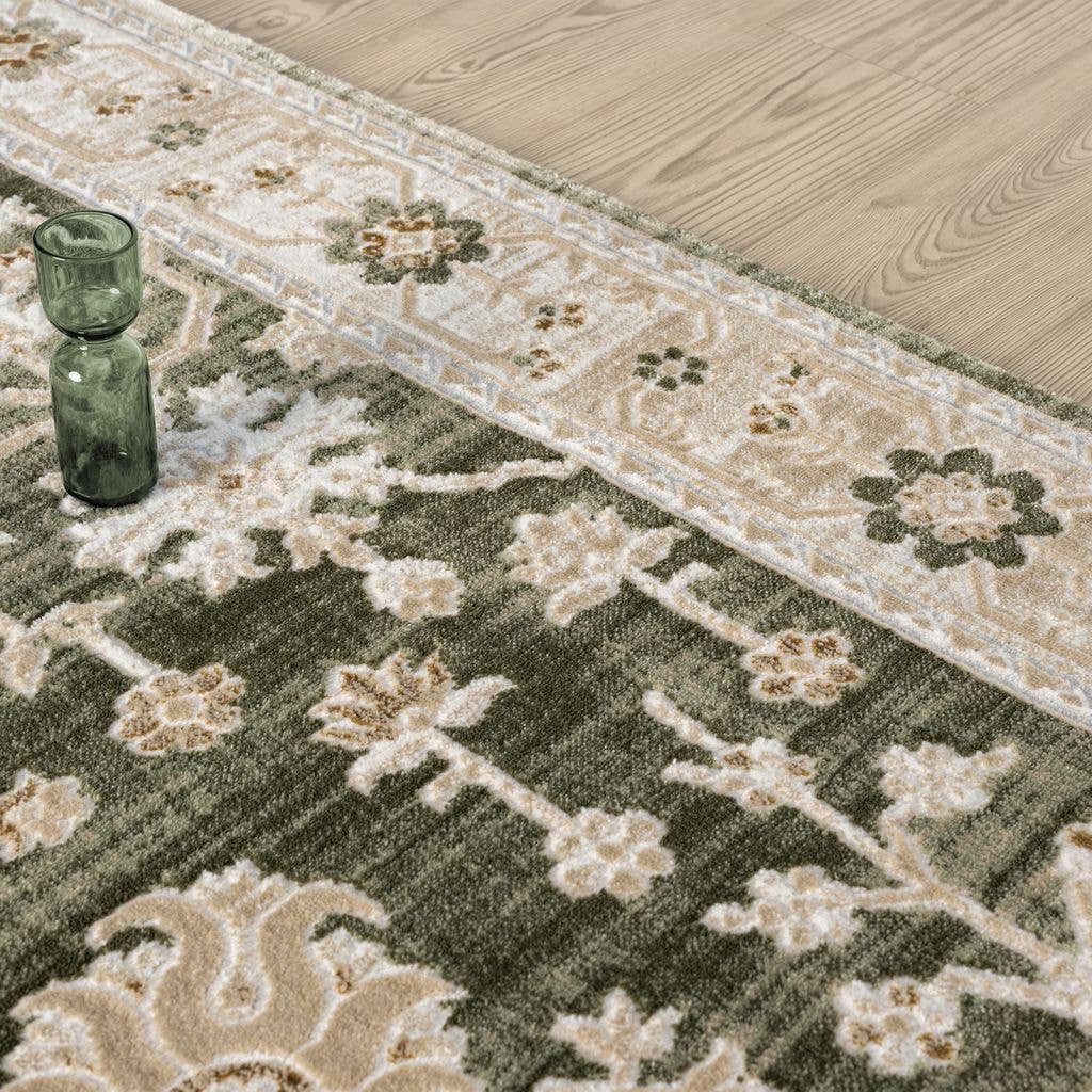 Abani Rugs Ivy Vintage Green Floral Area Rug: 5'3" x 7'6"