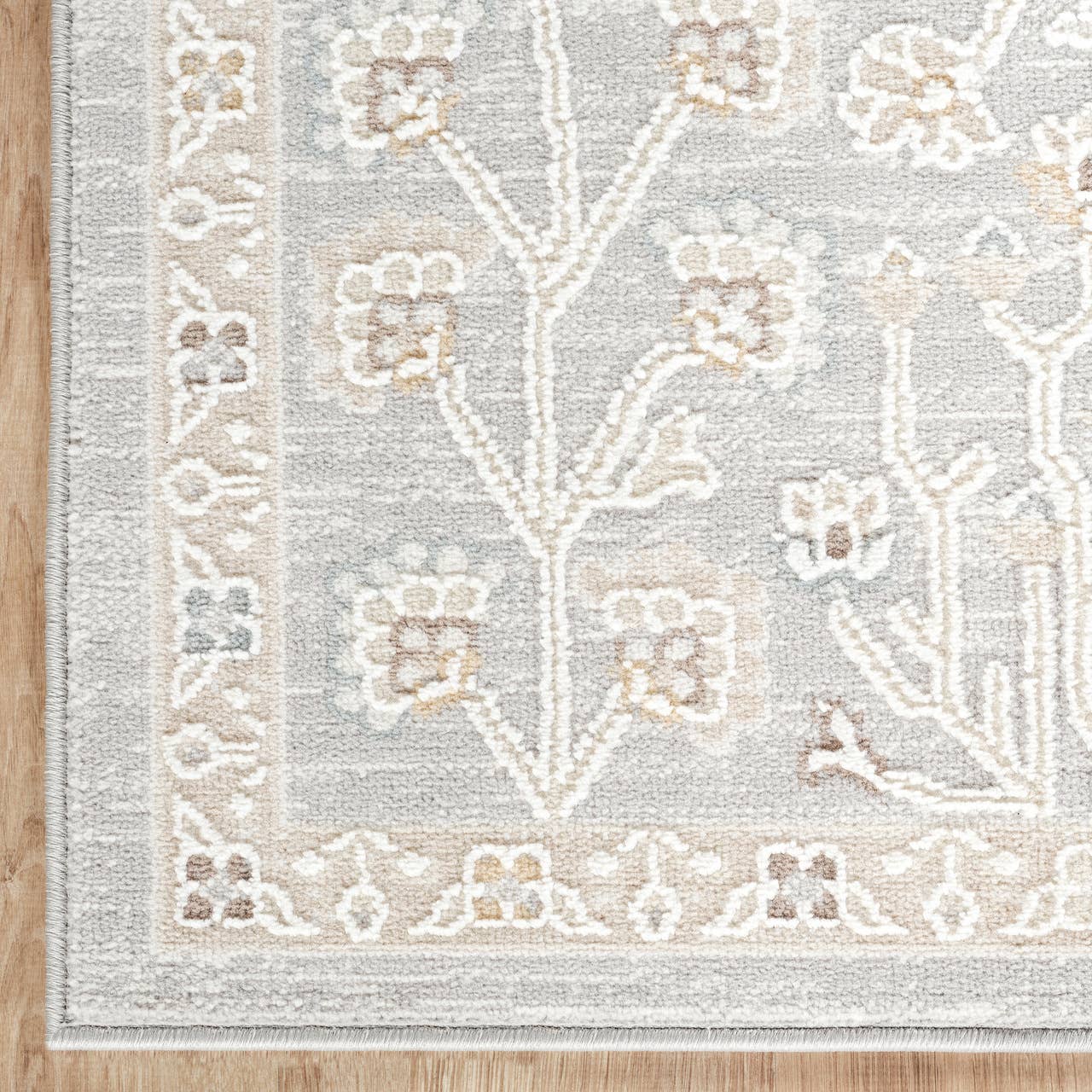 Vera Light Grey Cream Vintage Floral Botanical Rug: 5'3" x 7'6"