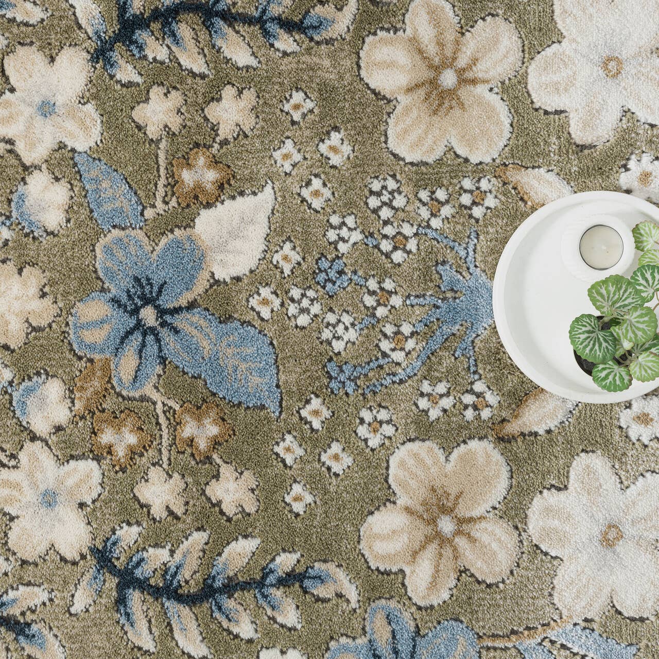 Savoy Traditional Blue Beige Botanical Floral Vintage Rug: 5'3" x 7'6"