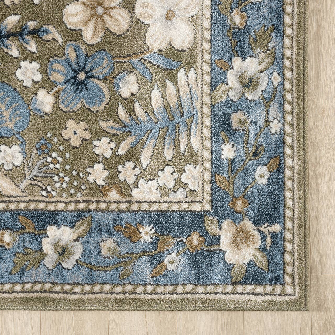 Savoy Traditional Blue Beige Botanical Floral Vintage Rug: 5'3" x 7'6"