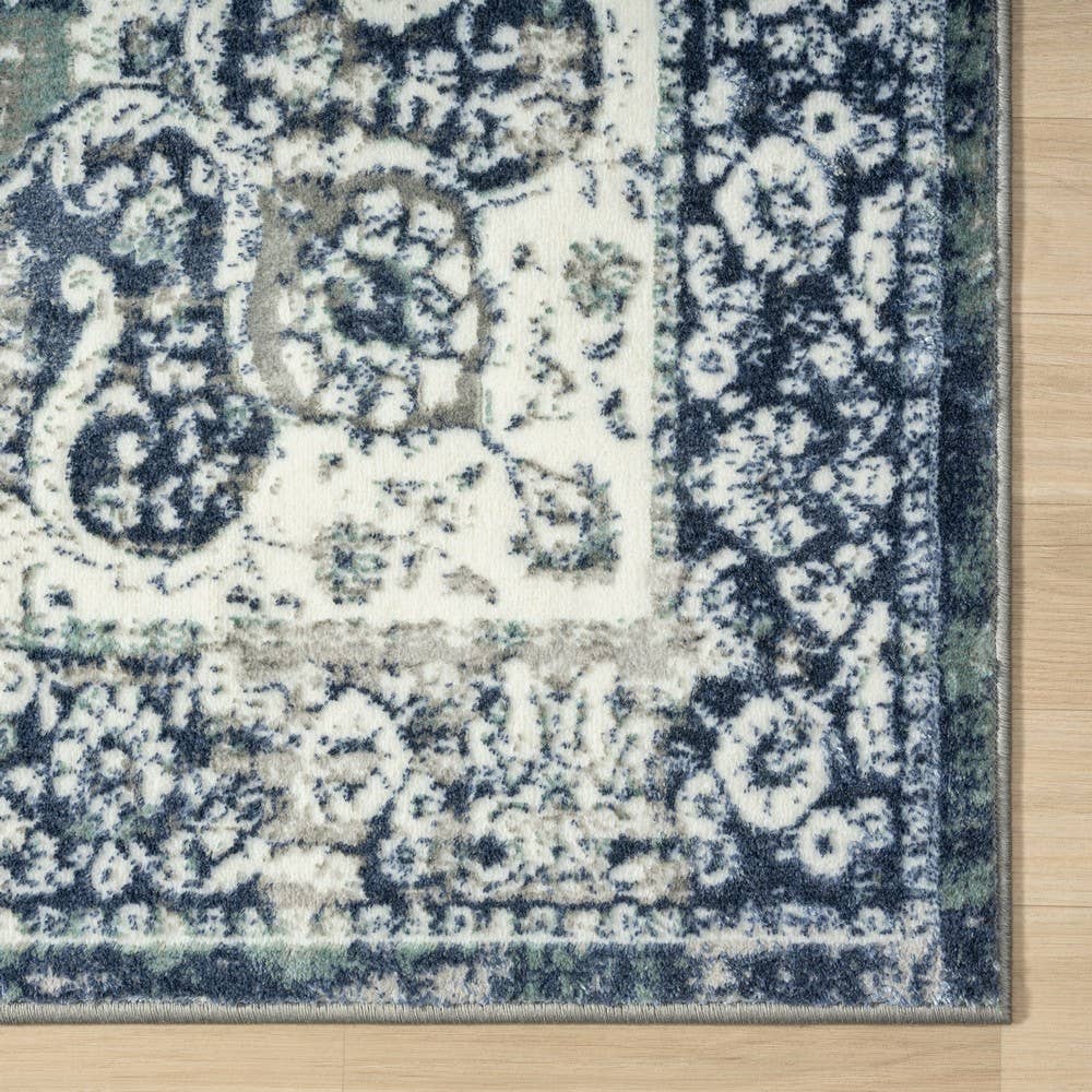 Angela Classic Traditional Blue Polyester Indoor Area Rug: 5' x 7'